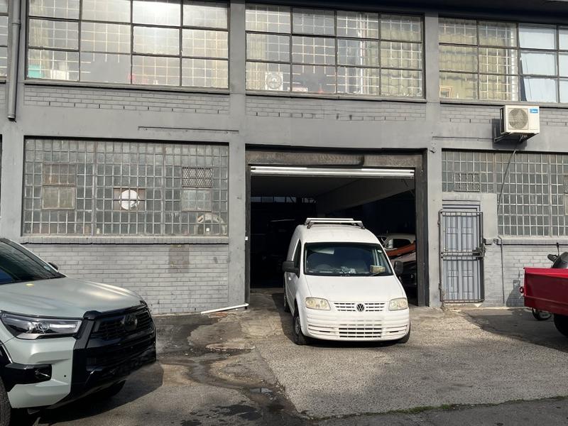 To Let Commercial Property for Rent in Paarden Eiland Western Cape